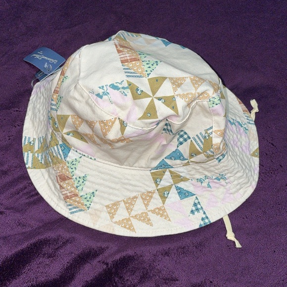 Faithful Ministries, Co., & Works NWT Universal Thread Hat! Sold individually - Picture 7 of 7